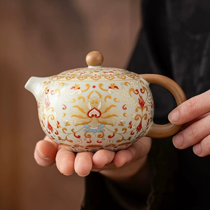 "A Thousand Miles of Rivers and Mountains" Tea Set