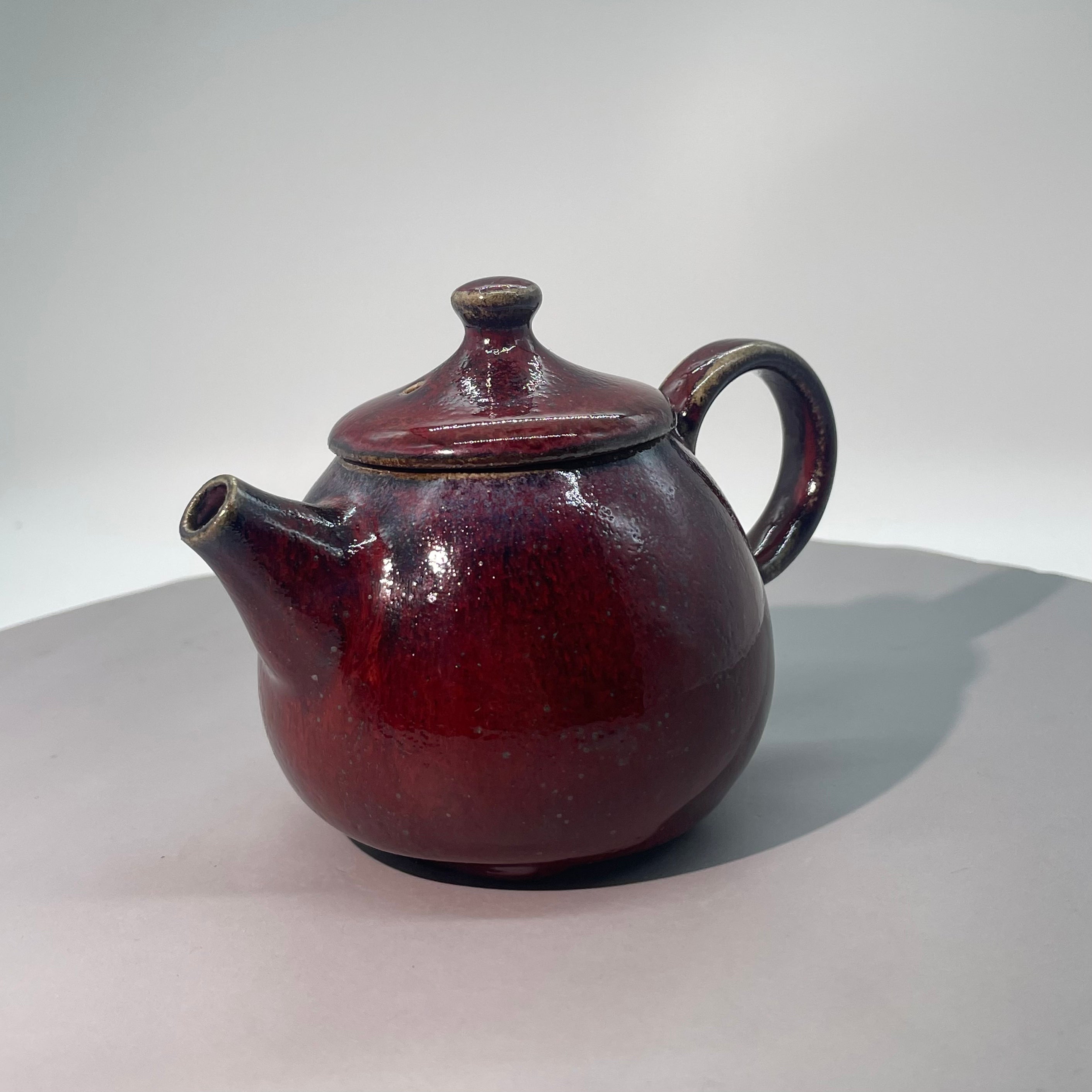 Red-Glazed Teapot - Elegant Ceramic Teapot for Tea Lovers