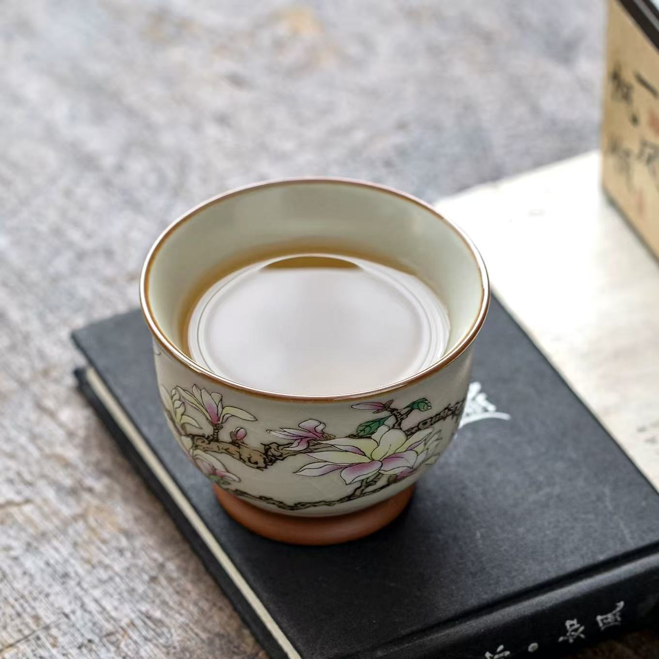 Elegant Magnolia Blossom Tea Cup*2