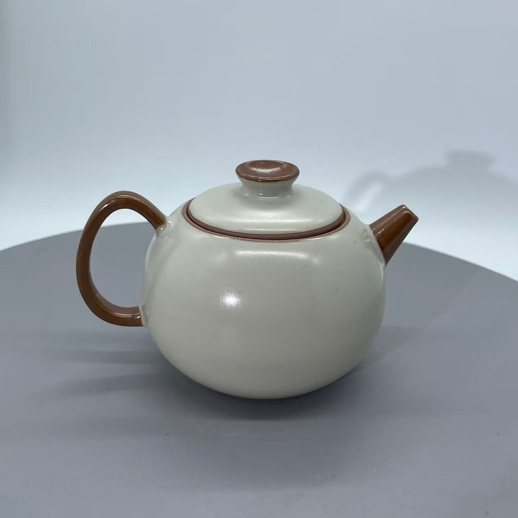 Dual-Tone Zen Teapot