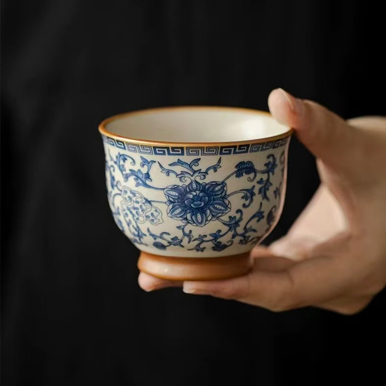 Classic Blue and White Intertwining Lotus Gaiwan Set