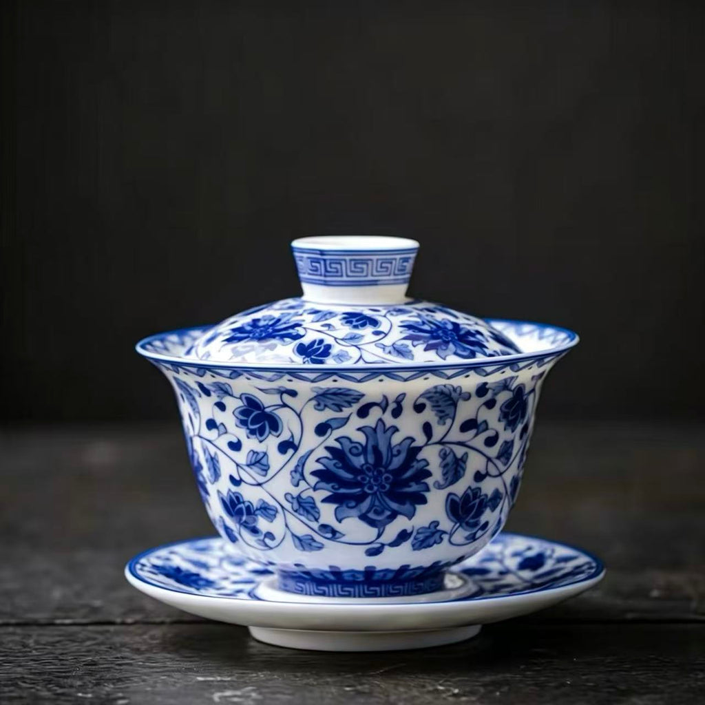 Blue and White Intertwining Lotus Gaiwan