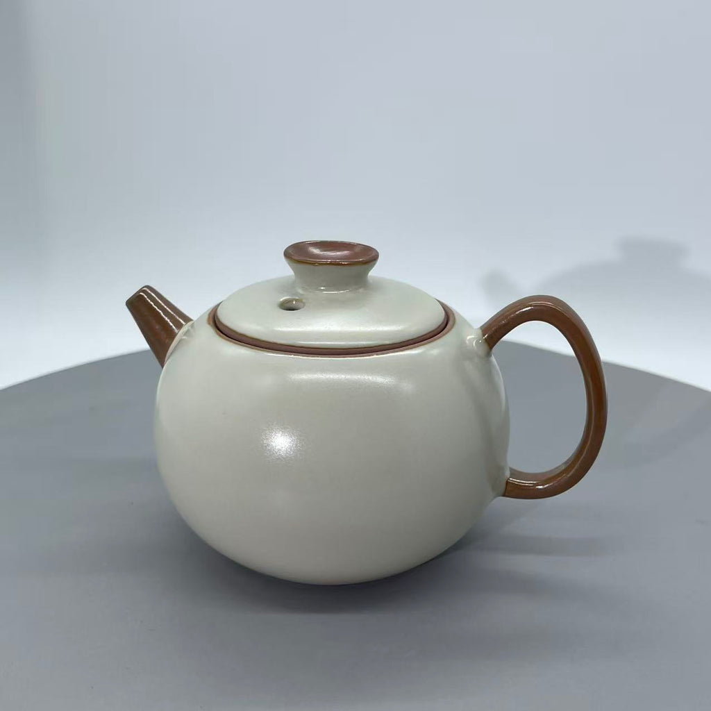 Dual-Tone Zen Teapot