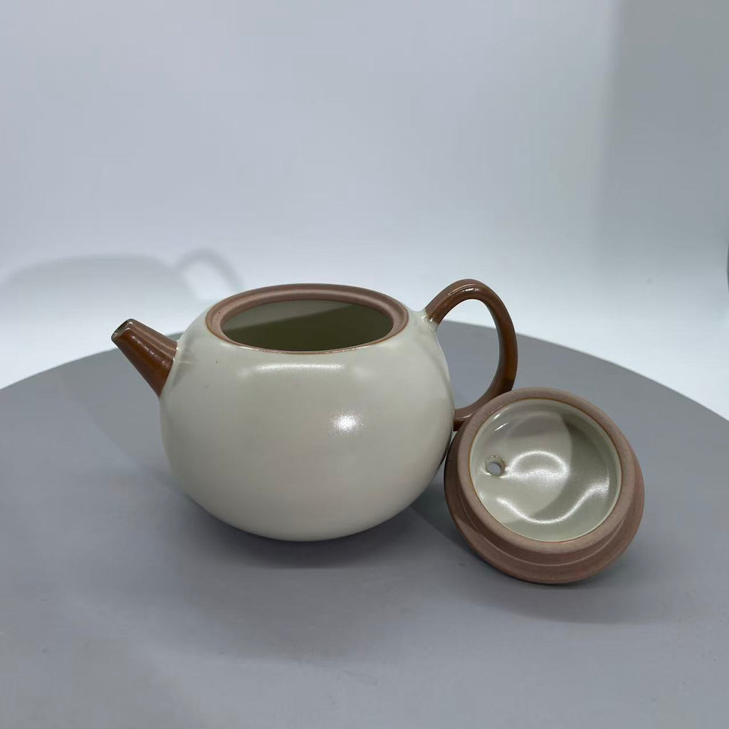 Dual-Tone Zen Teapot