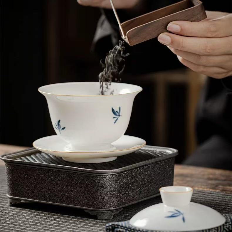 Zen Orchid Leaf: Minimalist Gaiwan &amp; Tasting Cup Set
