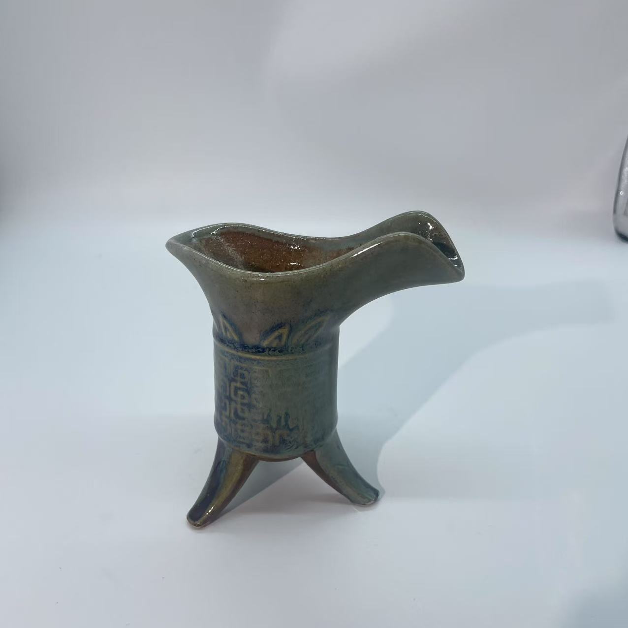 Wood-fired "Jue" Ritual Vessel for wine or tea