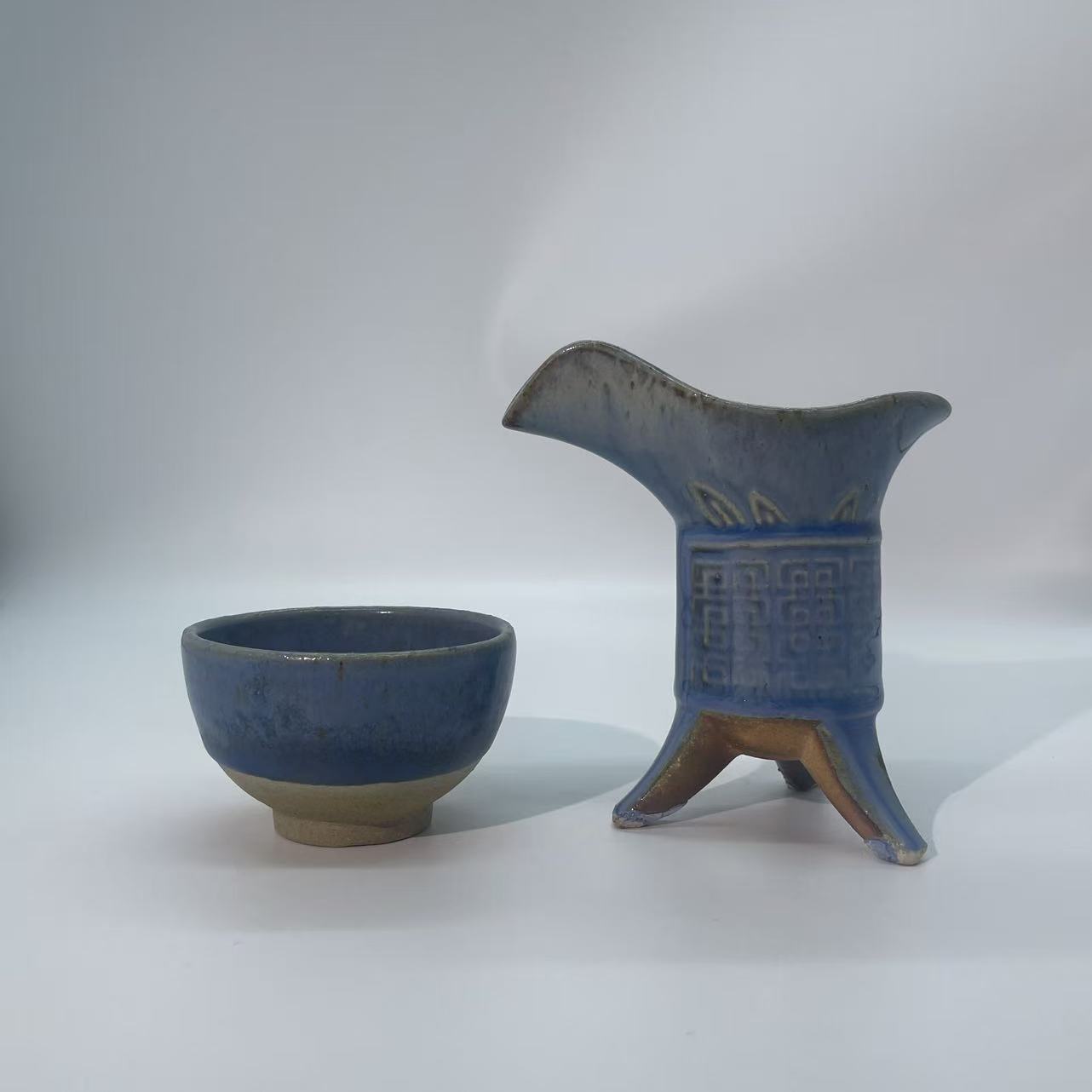 Jue Cup Wine Jug